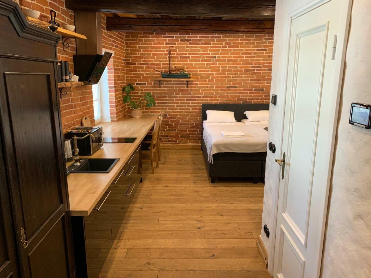 Reinhold Apartments Раквере Екстериор снимка